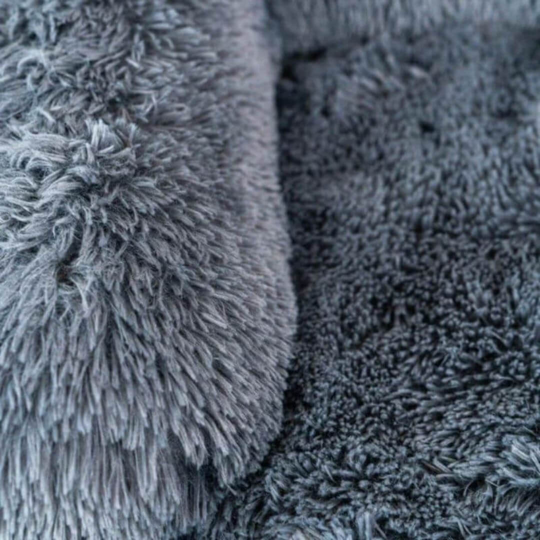 MrFluffyFriend® - Flauschiger Sofa Bezug für Haustiere